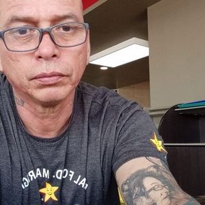 Meet your Posher, Francis